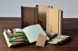 Unboxing the 2012 Starbucks Planner: Review
